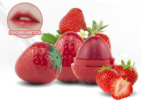 Lip balm Strawberry showing